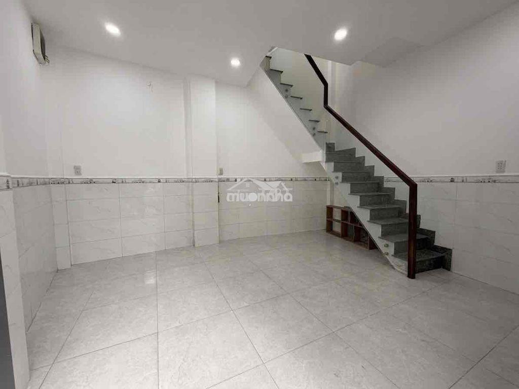 3 tầng đúc btct, 2pn, 3wc, sân thượng, cực kỳ hiếm ở q6 - Ảnh 3