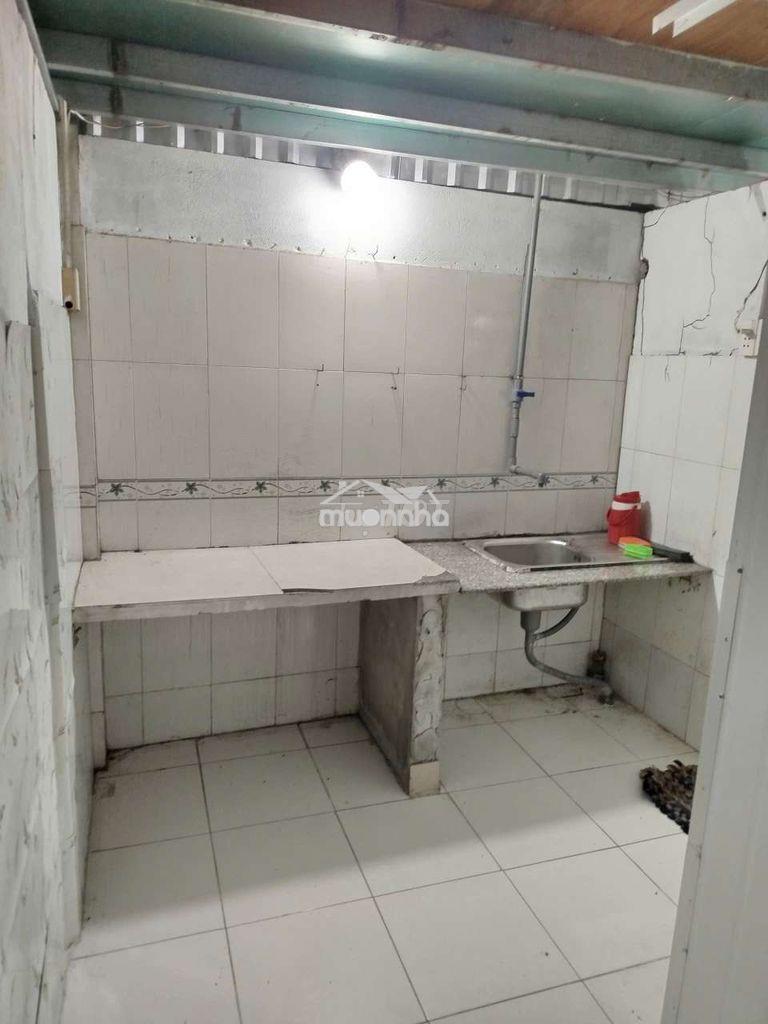 Nhà giá rẻ gác,2 phòng, hẻm xe hơi gần lê thị hà tân xuân 1 hm - Ảnh 4