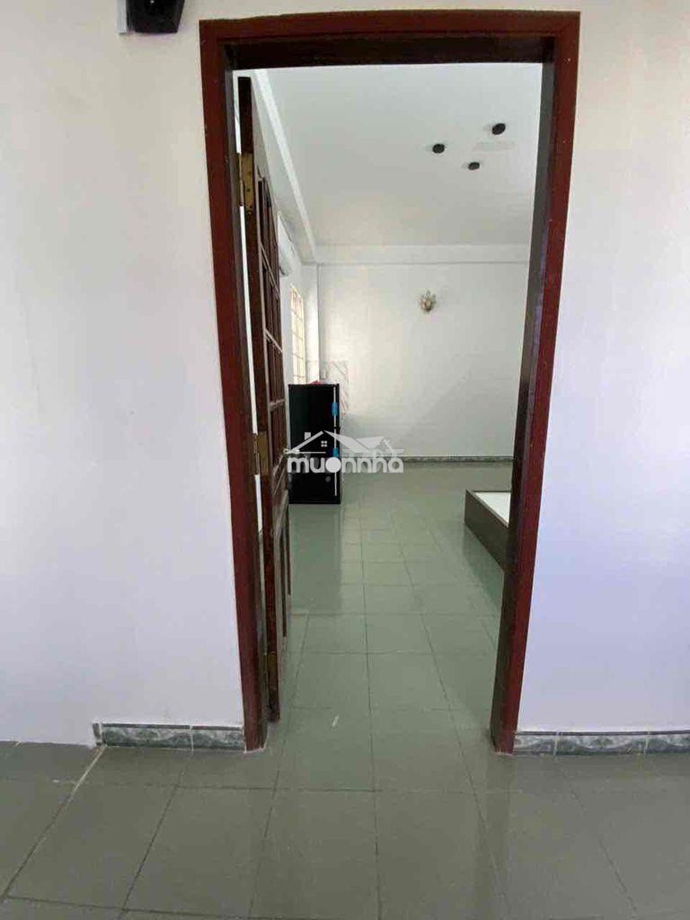Mình muốn pass lại phòng trọ này  2tr7 pass cọc rẻ hơn cọc trực tiếp - Ảnh 2