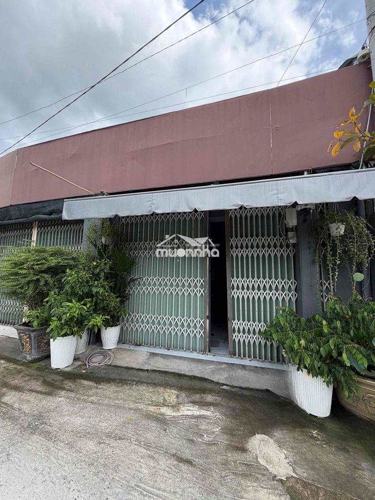 Bán nhà 3 phòng ngủ, 2 mặt hẻm lớn đường xe tải