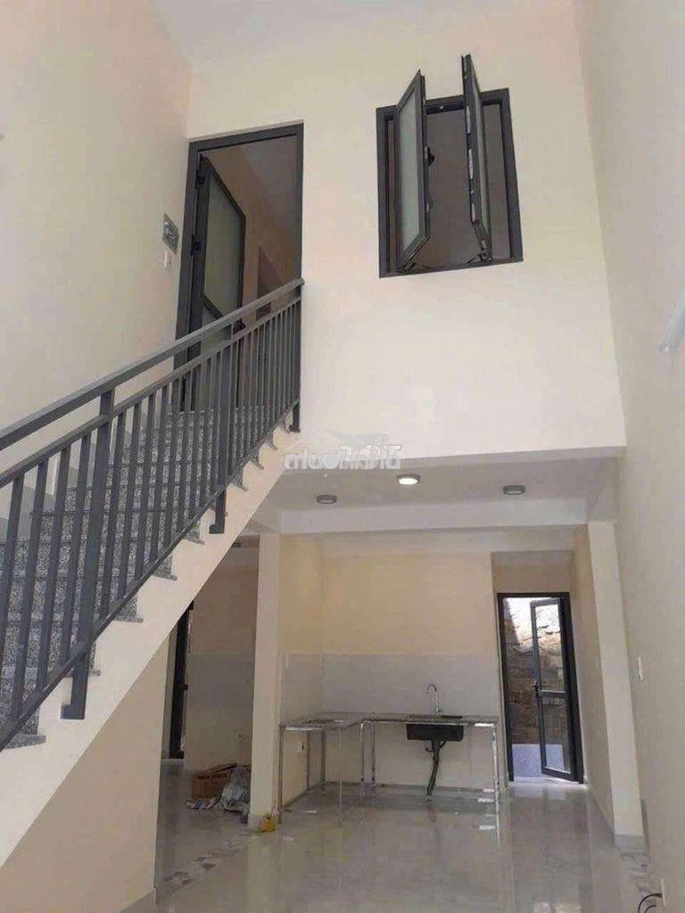 Cho thuê nhà mới có máy lạnh hẻm 53 hoàng diệu, phú nhuận