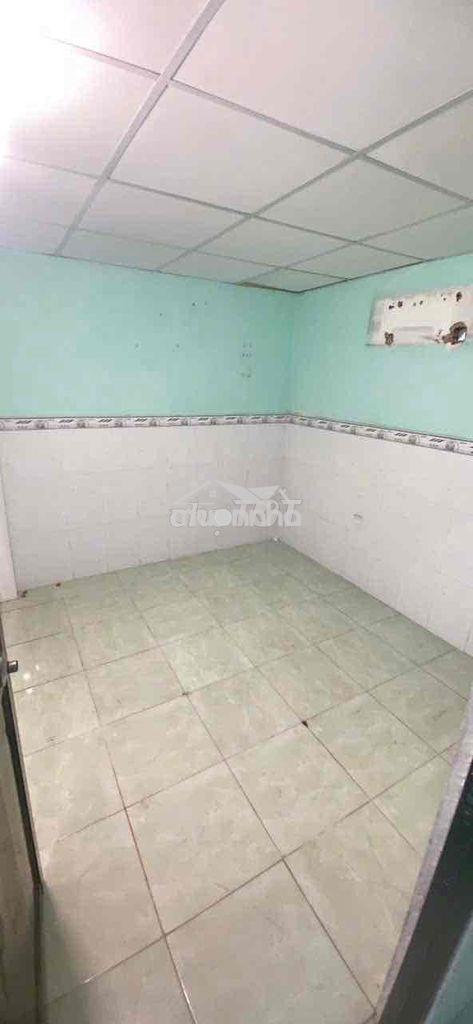 Q12 cho thuê nhàdt: 4x10,cấp 4,gác lửng,2pn.1wc ,hẻm xe hơi tới cửa - Ảnh 4