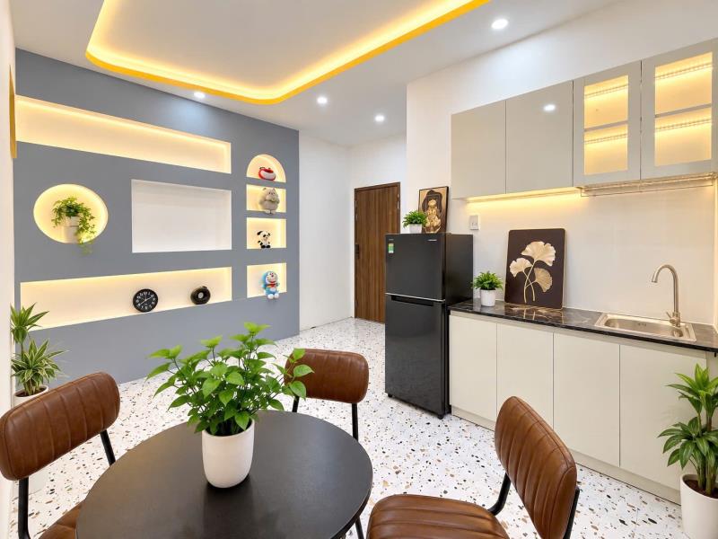 🔥 Căn hộ 2pn siêu sang – cmt8, tân bình - ngay mặt tiền chợ, có sân thượng🔥