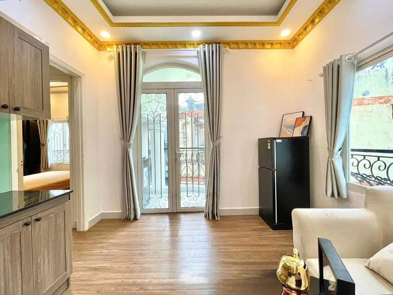 Cho thuê căn hộ 1 phòng ngủ ban công full nội thất - phan đình phùng, phú nhuận gần cầu kiệu, đại học mỹ thuật