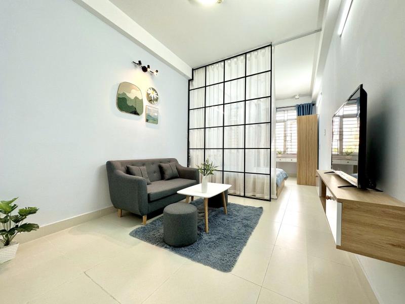 Cho thuê 1pn 1pk 40m2_ban công_máy giặt riêng_ngay ngã tư phú nhuận_phan đăng lưu_phan xích long_nguyễn kiệm