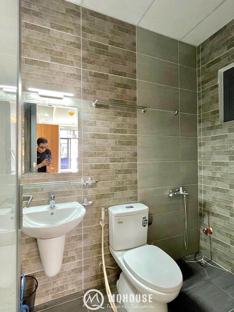 Phòng mới 45m2 ban công lớn view bờ kè giáp q1- lê văn sỹ, phú nhuận - Ảnh 3