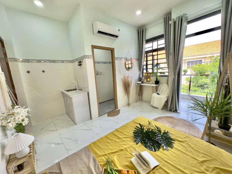 Studio ban công, đủ nội thất, ngay khu ẩm thực quận 7, sầm uất, tiện ích đầy đủ - Ảnh 3
