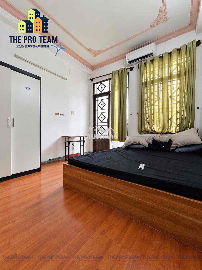 Studio ban công thuận tiện đi quận 1