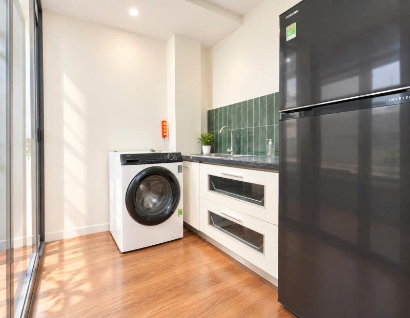🏡 **Căn hộ 1 phòng ngủ tách bếp, máy giặt riêng, cửa sổ thoáng - cô bắc, quận 1 gần chợ bến thành và phố bùi viện - Ảnh 4