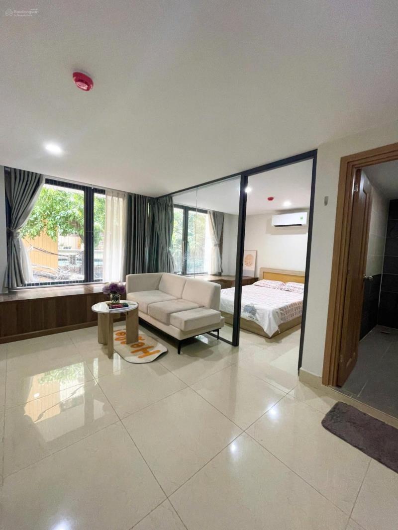 Căn hộ studio | 1pn  ban công 30m2 - siêu chill ngay khu đắc địa sân bay - chỉ cách q1, q3, phú nhuận vài phút di chuyển