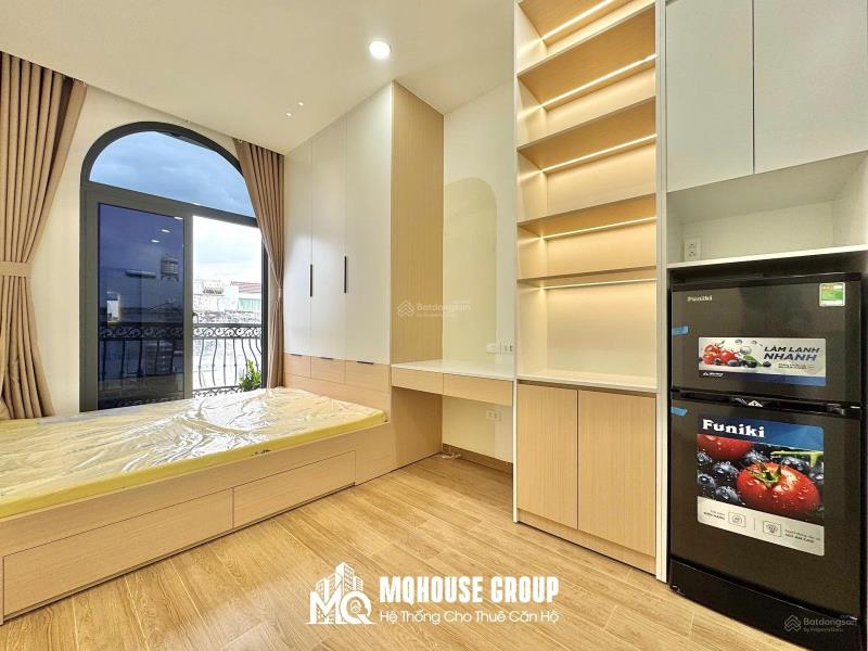 Phòng mới xây 100% ngay trung tâm tân bình, nhà ga t3, cách metro chỉ 5 phút. dt 28m². vị trí: huỳnh văn nghệ phường 15 tân bình.  tuyến đường tiếp giáp: phạm văn bạch, tân sơn, trường chinh,...  full - Ảnh 2