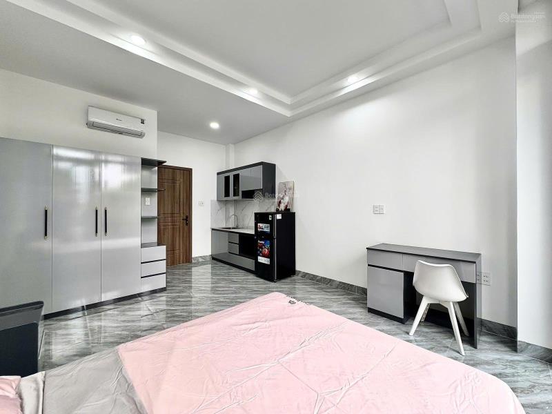 Studio ban công thoáng có thang máy, máy giặt riêng, ngay công viên gia định, gần sân bay tân sơn nhất - Ảnh 2