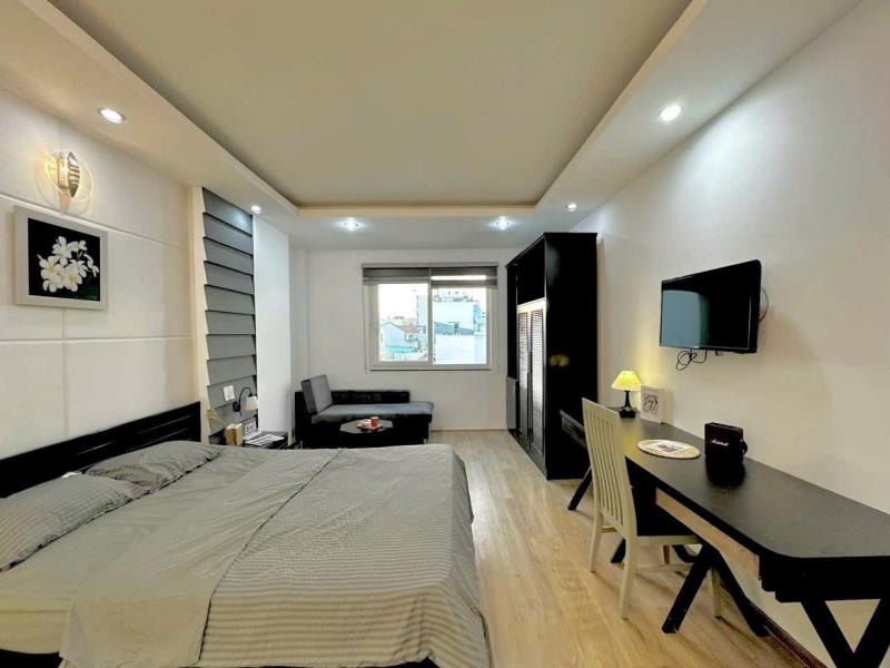 Cho thuê căn hộ xô viết nghê tĩnh hàng xanh - full nội thất tách bếp máy giặt riêng có cửa sổ - tiện di chuyển quận 1 , quận 2