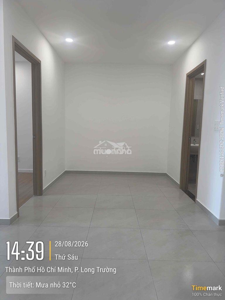Cho thuê mt eastmark cty chỉ 5,5tr nt, rèm, máy lạnh, máy nc nóng - Ảnh 2