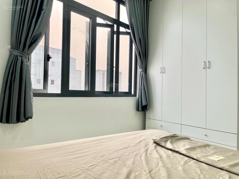 Căn hộ ngay đường lê văn sỹ thuận tiện di chuyển trung tâm, khu vực đầy đủ tiện nghi - Ảnh 2