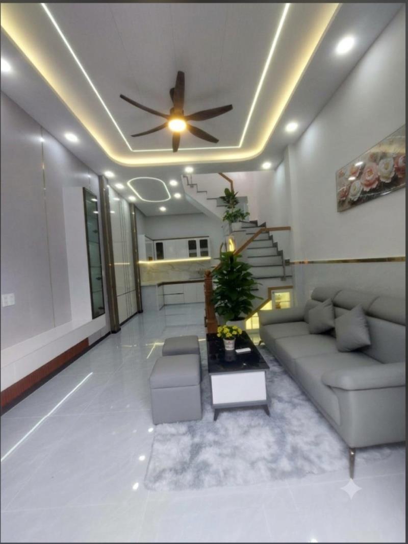 Bán nhà chợ bình long, lê văn quới giáp tân phú đường 5m ô tô