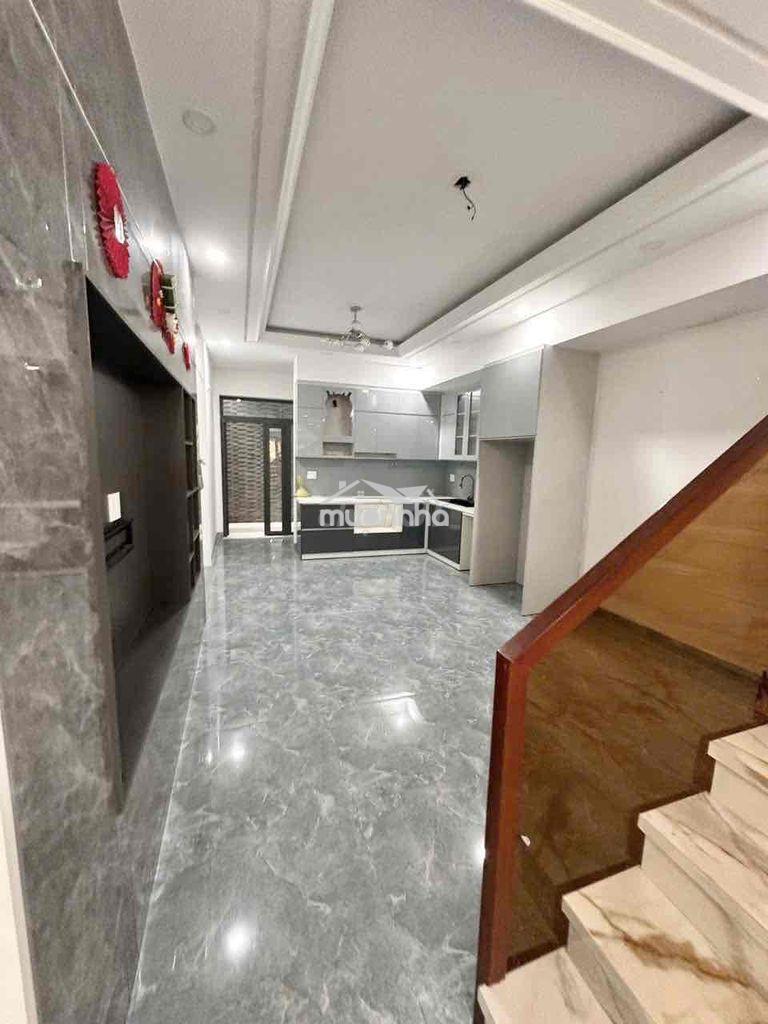 Nhà đẹp 5,5x20m 2lầu st (4pn 4wc) hẻm tải 6m. phan anh - giáp tân phú - Ảnh 3