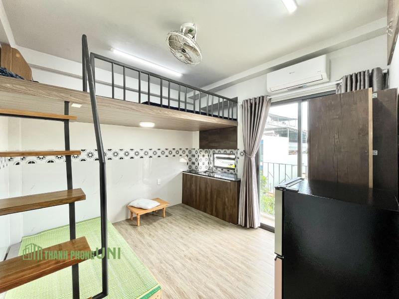 Duplex ban công full nội thất gầb văn lang cs3