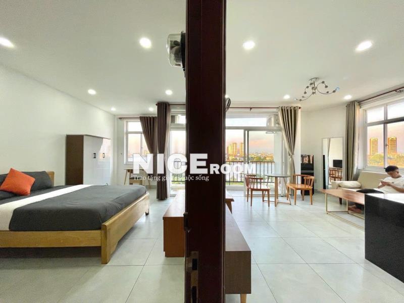 Chính chủ cho thuê 1 phòng ngủ ngay chân cầu sài gòn