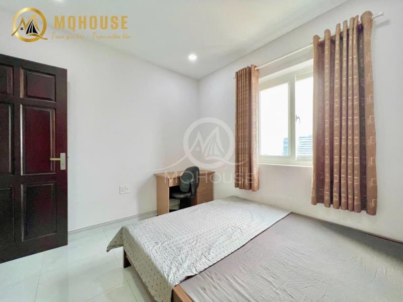 Căn hộ ban công - full nội thất - giờ giấc tự do  - đường lam sơn khu sân bay