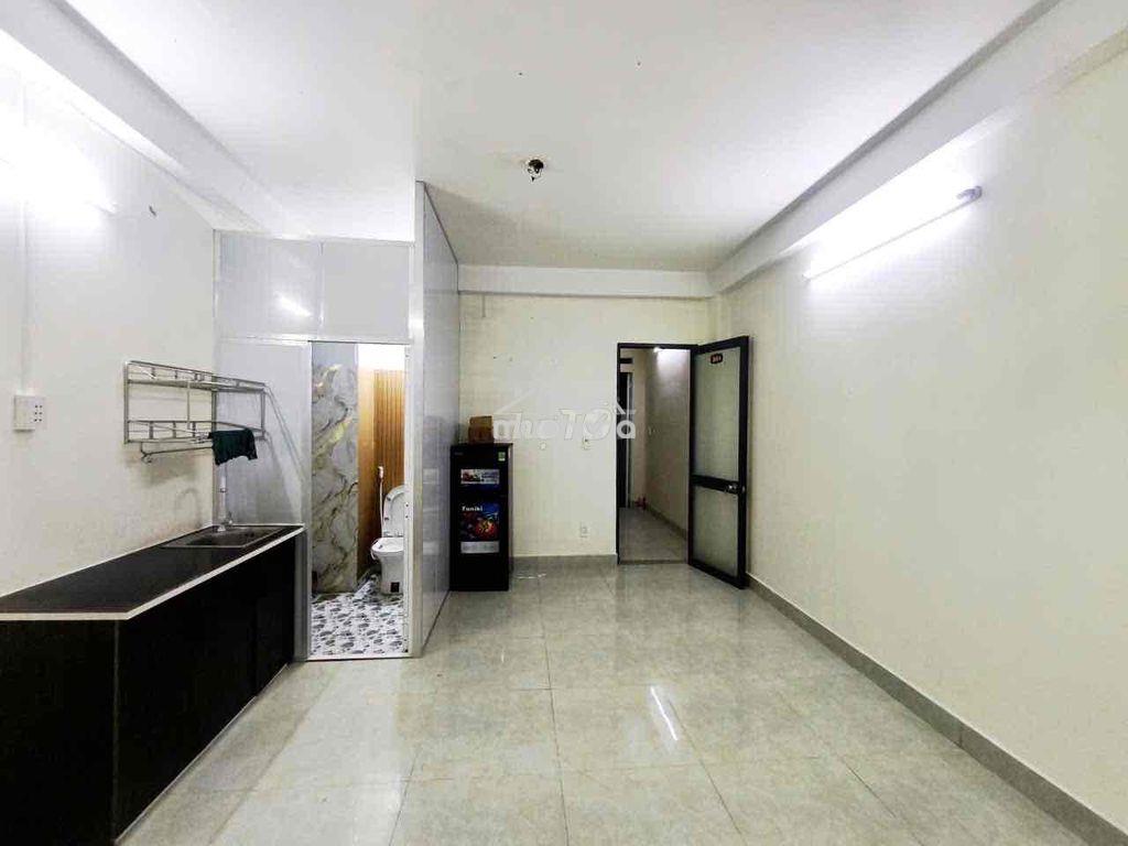 Cả sàn lầu 3 gần 100m2 có 6tr bình trị đông - Ảnh 3