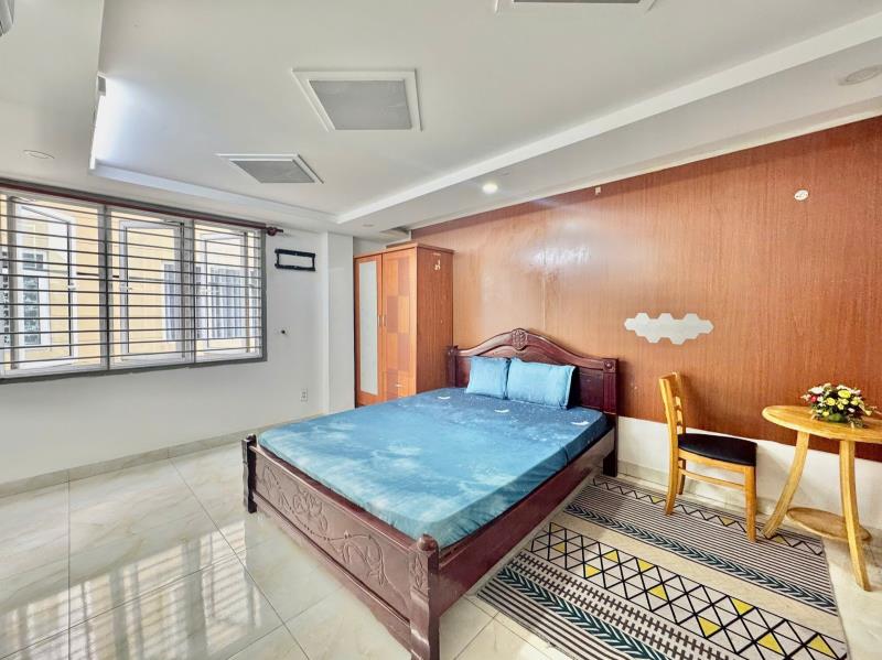 Phòng đón nắng full nt ngay cầu tham lương