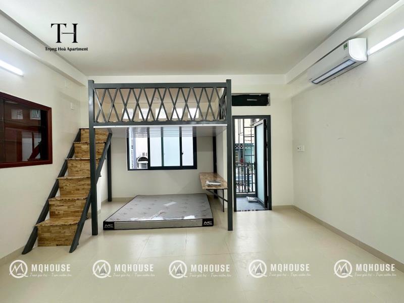 Mới xây phòng mới nằm ngay bình thạnh - thiết kế tiện lợi- có ban công  -gần quận 1- phú nhuận - quận trung tâm - full nội thất - giá hợp lí  - Ảnh 2