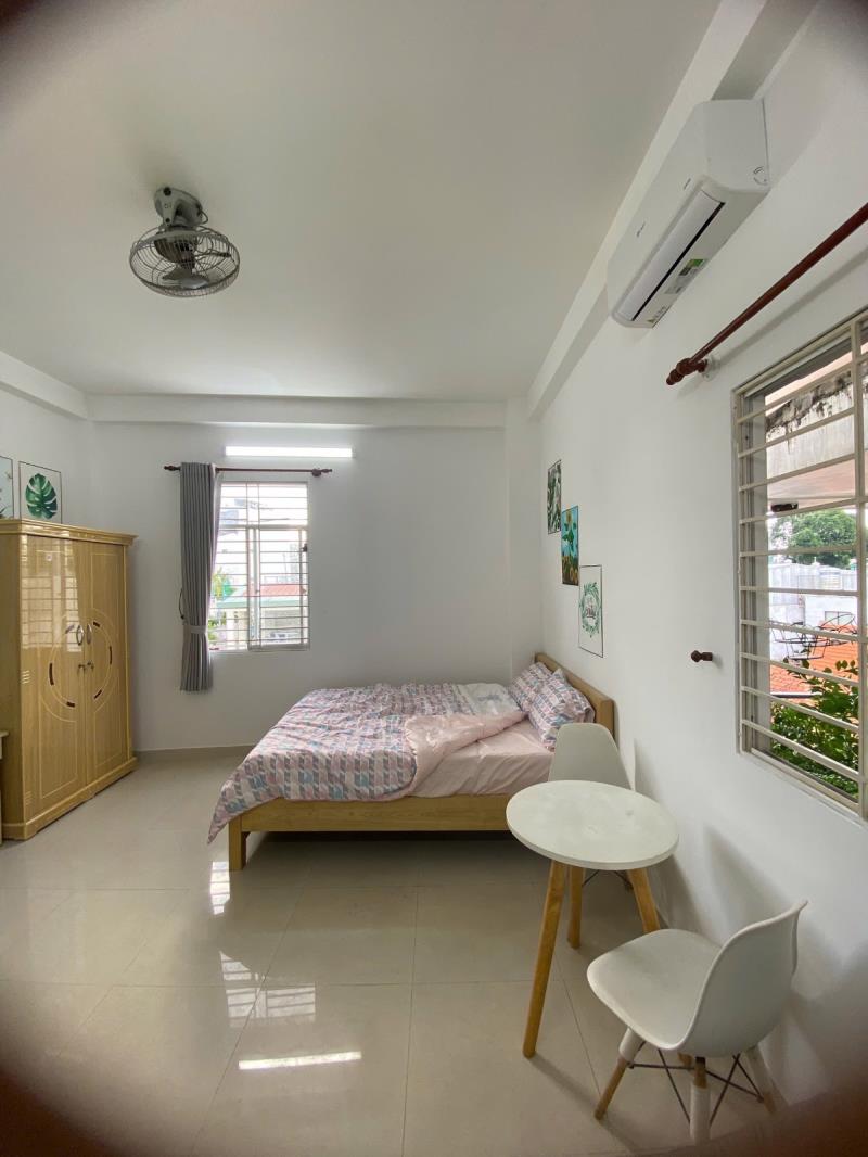 Cho thuê căn hộ có cửa sổ lớn thoáng mát full nội thất đường phan tây hồ quận phú nhuận, sát bình thạnh, quận 1 - Ảnh 2