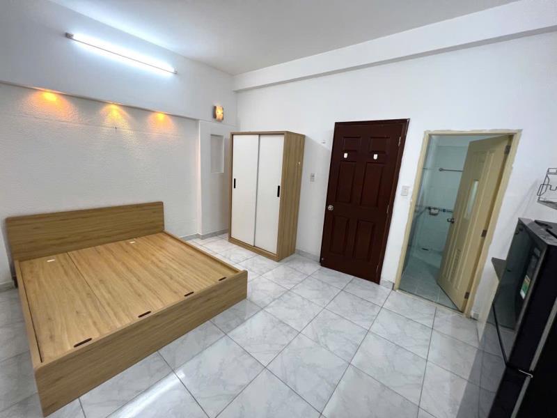Cho thuê studio 25m2 full nội thất ngay chợ bà chiểu - ngã tư hàng xanh - học viện cán bộ tphcm