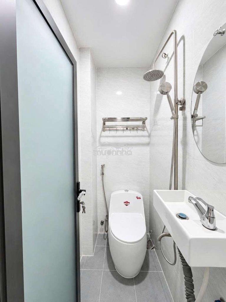 Nhà xây mới ho hao hon q1 • 3 tầng • xe tải đổ cổng • 5.7 tỷ - Ảnh 3