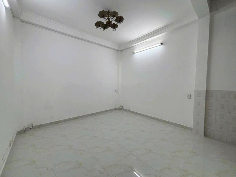 Cho thuê nhà mt đường số chu văn an 4x18 3 tầng chỉ nhỉnh 20 triệu - Ảnh 2