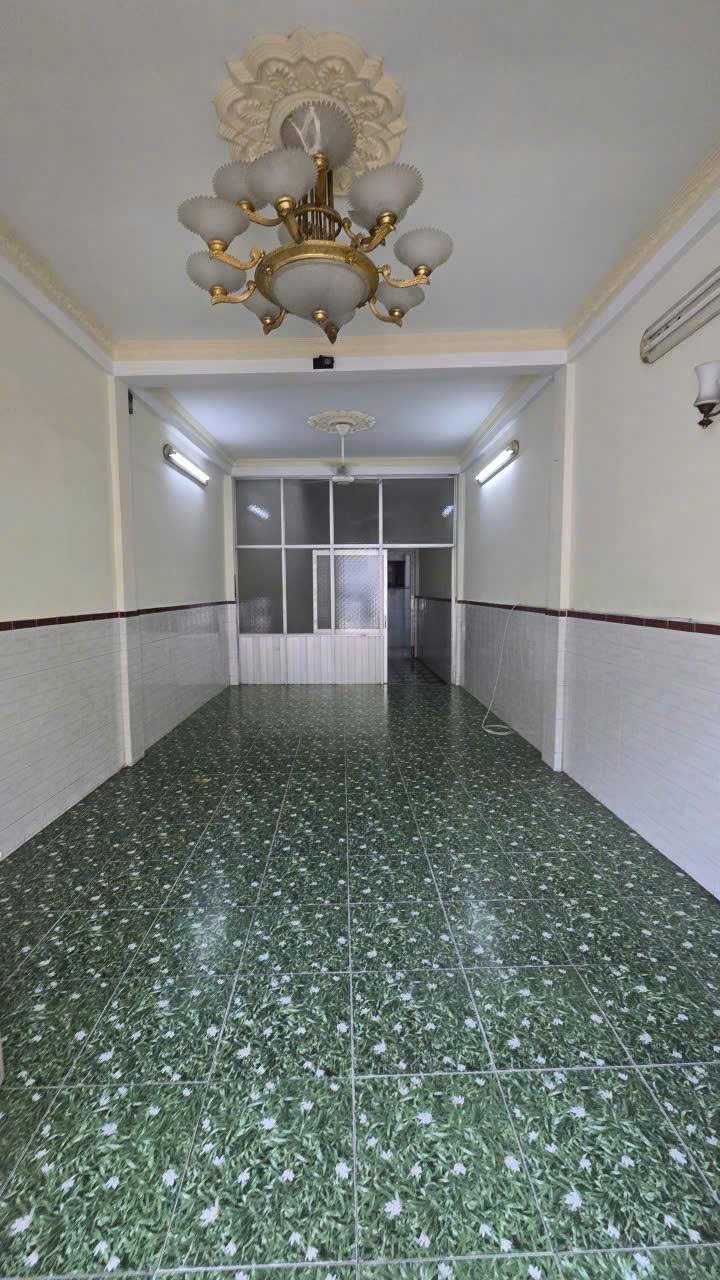🏡🔥 Bán nhà hxh huỳnh văn bánh, phú nhuận – có gpxd 5 lầu – xe hơi đậu trước nhà – giá 10,6 tỷ tl - Ảnh 3