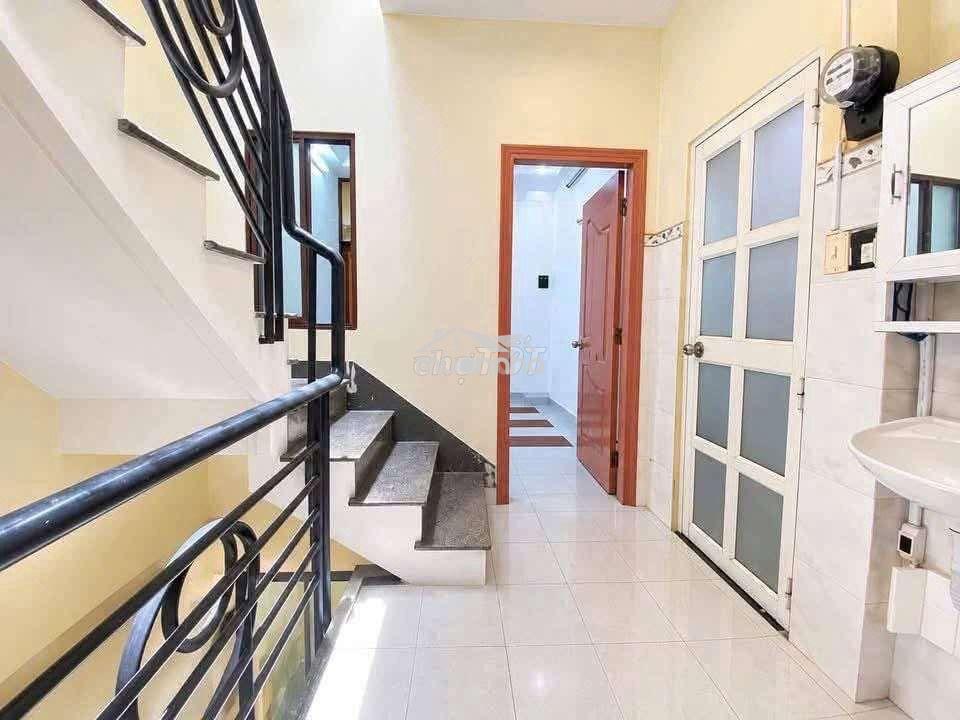 Nhà rộng đẹp 4pn 14tr - ở gđ vô tư- ở nguyễn thị huỳnh -phú nhuận   - Ảnh 2