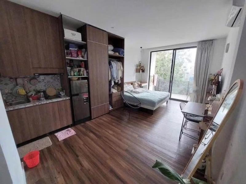 Khai trương phòng mới 100% - 30m2 có ban công tone gỗ full nội thất - ngay tại võ thị sáu, quận 3 gần chợ tân định và giáp với quận 1