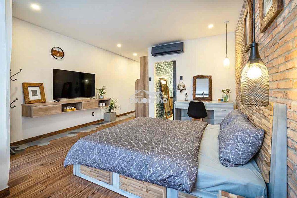 Studio sang trọng giữa lòng quận 1 | ban công rộng, đón nắng 🌿 - Ảnh 2