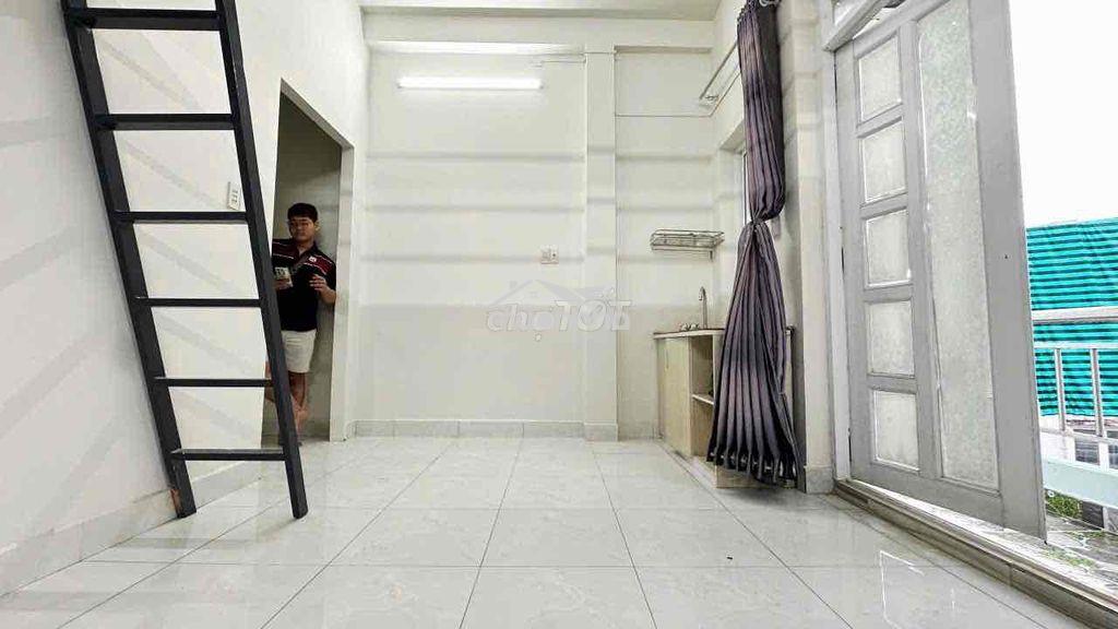 Nhà mới q1 ban công giá rẻ ở đc 3-4ng full nội thất tại trương hán siu - Ảnh 4