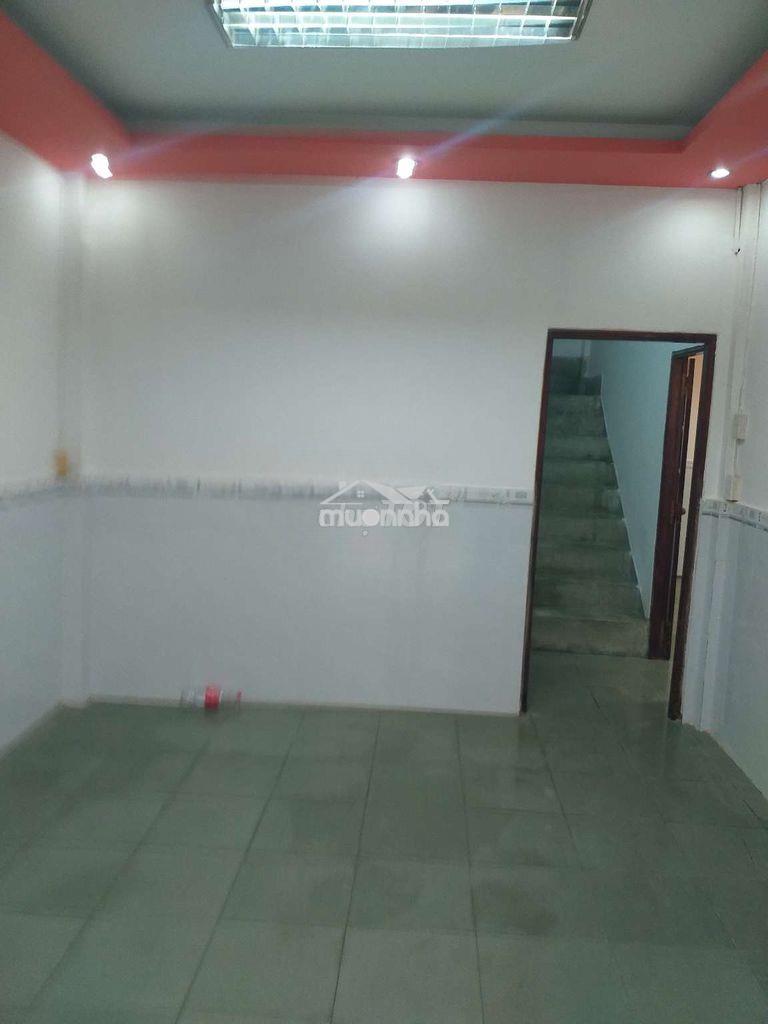 Nhà  4pn hẻm xe hơi 7,4x12m2, tiện ở và kinh doanh  cmt8 quận 10 - Ảnh 3