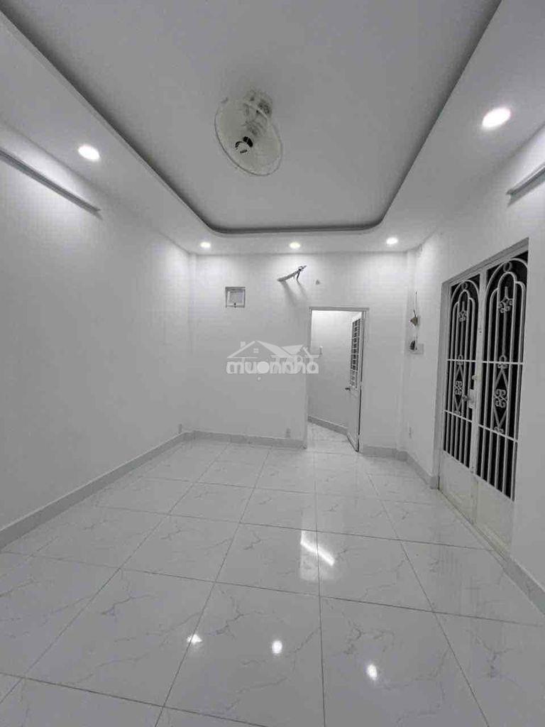 Nhà nguyên căn mới 1/ âu cơ 2pn 2wc