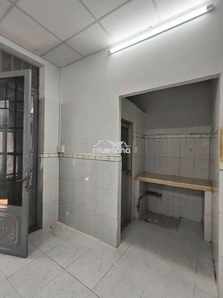 Chính chủ bán nhà 5x6 gần chợ hóc môn - Ảnh 3