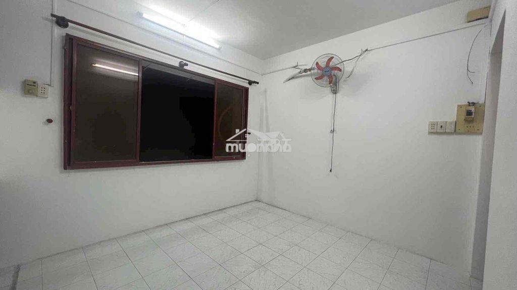2ty7 có ngay căn hộ nhỏ xinh phan xich long 40m 1pn bancon , bếp wc - Ảnh 2