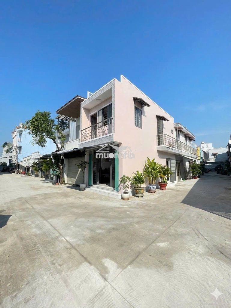 Nhà 2 tầng góc 2 mặt tiền hẻm 8m - 1368 lê văn lương phước kiển nhà bè