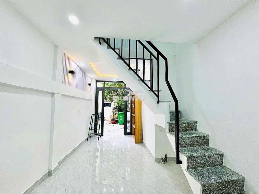 Cần bán gấp nhà 2pn có sân để xe rộng gần ung văn khiêm và khu d - Ảnh 3