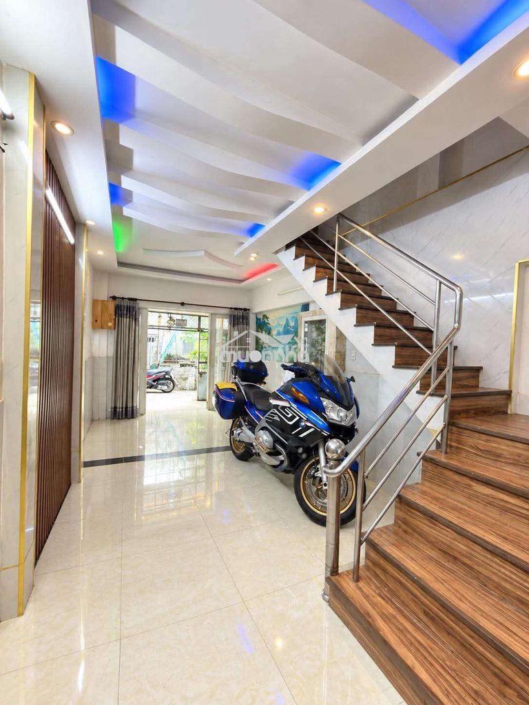 Bán nhà lạc long quân q11 2 tầng dt 3,4m/3,8mx12m giá 4,1 tỷ