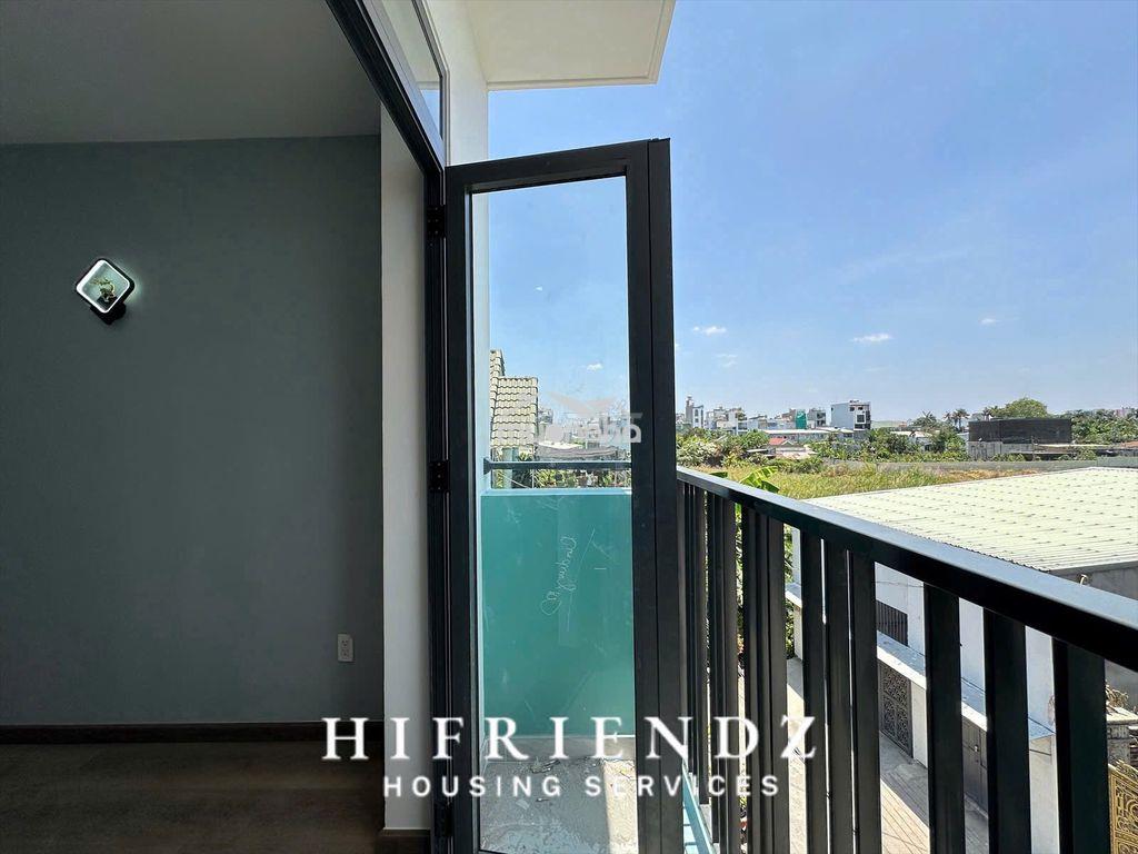 Studio ban công - Ảnh 2