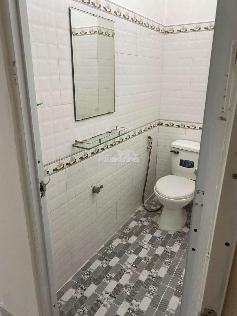 Cho thuê nhà hẻm 147/ lê đình cẩn, 1 trệt 2 lầu 2 phòng, 3 toilet. - Ảnh 4