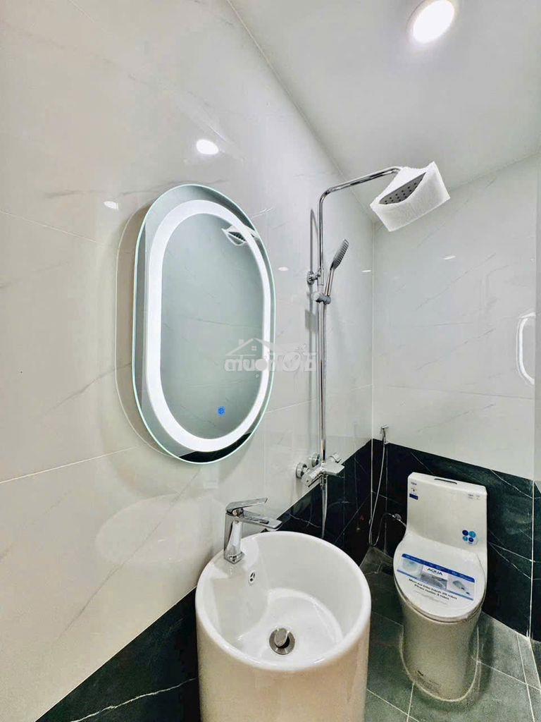 Xuất cảnh bán gấp ! nhà hẻm nguyễn tiểu la,| dt: 3x10m- 2 tầng| - Ảnh 2