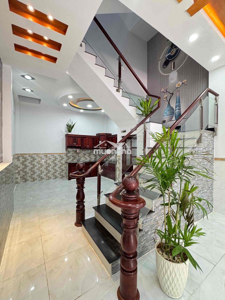 4 tầng ngay chợ bình thành, 60m2 (4.5m x 14m), 4 pn sân thượng, 5ty xí - Ảnh 3