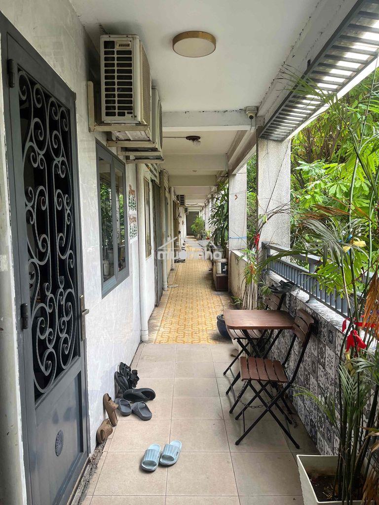 Quận 3. căn hộ chung cư trần quang diệu lầu 1, sát nách chợ nguyễn văo