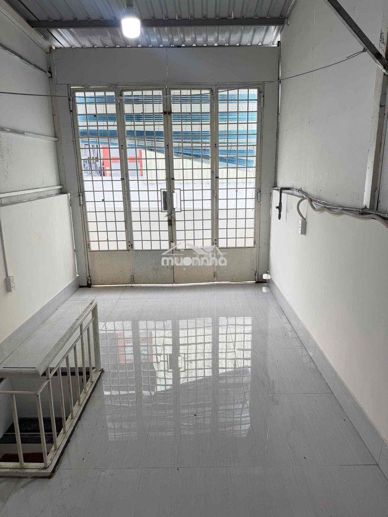 Nhà bán lý thái tổ quận10 full kết cấu ngay chợ chuồng bò - Ảnh 2