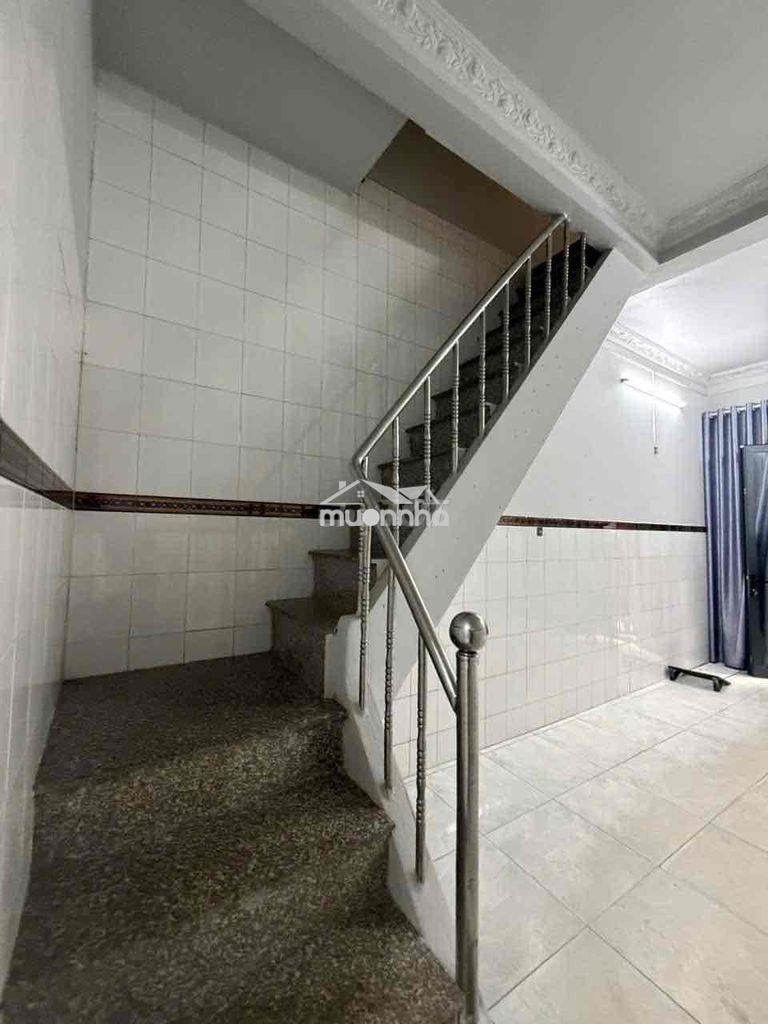 🔥 Nhà trung tâm q.1 – kế bên takashimaya – 4pn – chỉ 12 triệu - Ảnh 3